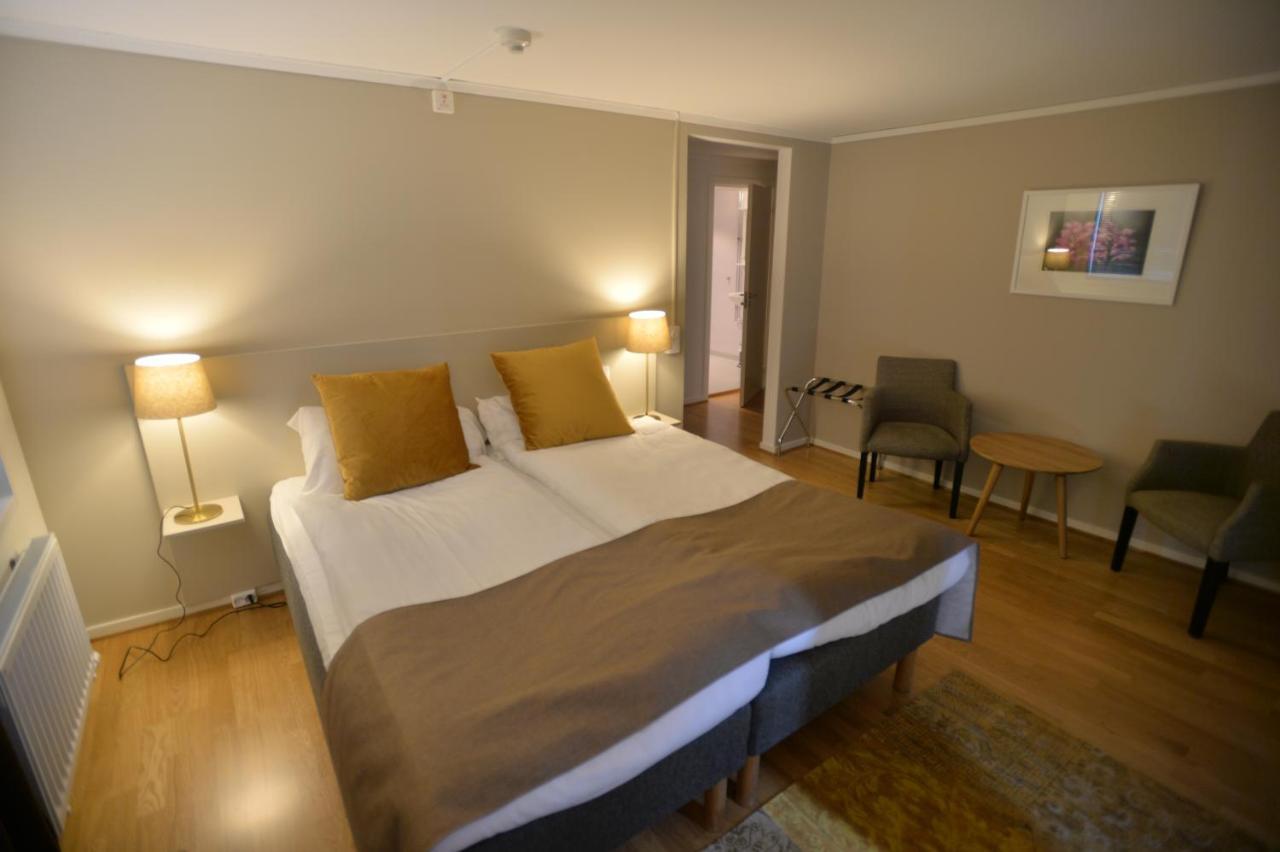 Hotell Magasin 1 Morbylanga ภายนอก รูปภาพ