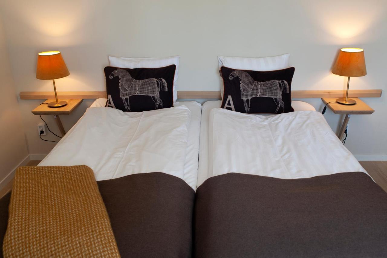 Hotell Magasin 1 Morbylanga ภายนอก รูปภาพ