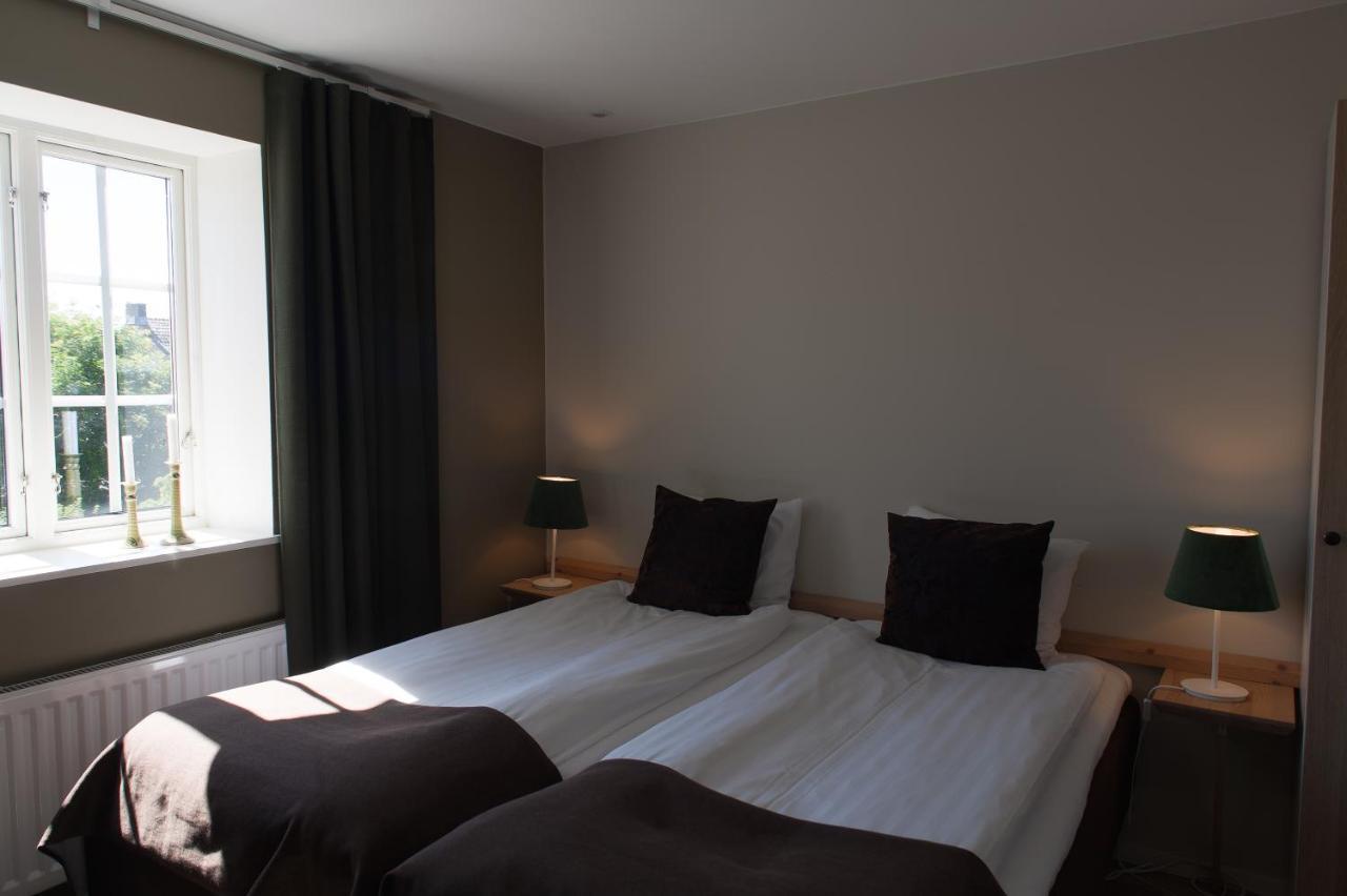 Hotell Magasin 1 Morbylanga ภายนอก รูปภาพ