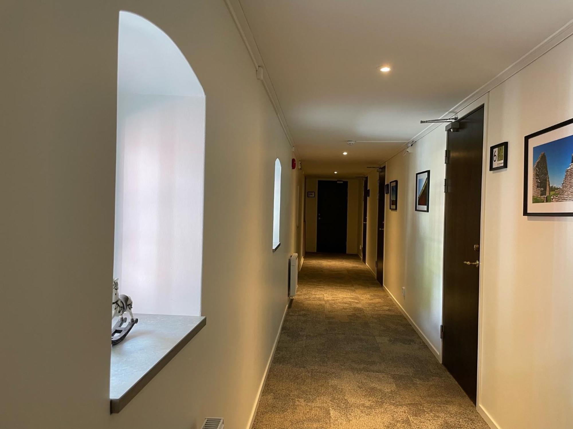 Hotell Magasin 1 Morbylanga ภายนอก รูปภาพ